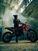Přilba SUPERTECH S-M7 limitovaná edice BEAST COAST, ALPINESTARS (šedá/černá/oranžová) 2026 (14)