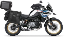 Kompletní sada sedlových brašen SHAD TERRA TR40 a  černého hliníkového 55L topcase, včetně montážní sady SHAD BMW F750 GS / F850 GS