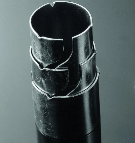 Trojdielna redukcia priemeru 45-38 mm pre montáž výfukové koncovky