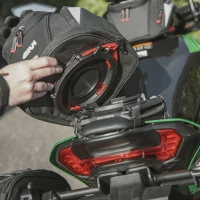 Givi EASY07 SEATLOCK brašna GIVI na sedlo s kroužkem na S430, 14 l., černá (5)