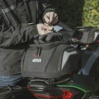 Givi EASY07 SEATLOCK brašna GIVI na sedlo s kroužkem na S430, 14 l., černá (4)